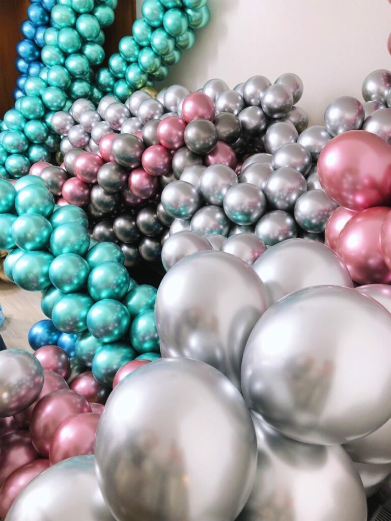 Godan_Party_Spot_balony-z-helem_1200px_11-1